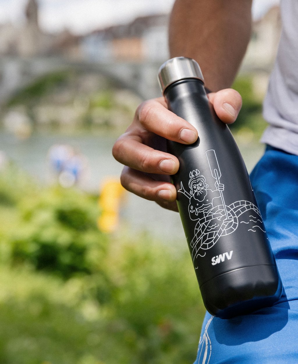 swv-merchandise-trinkflasche-schwarz