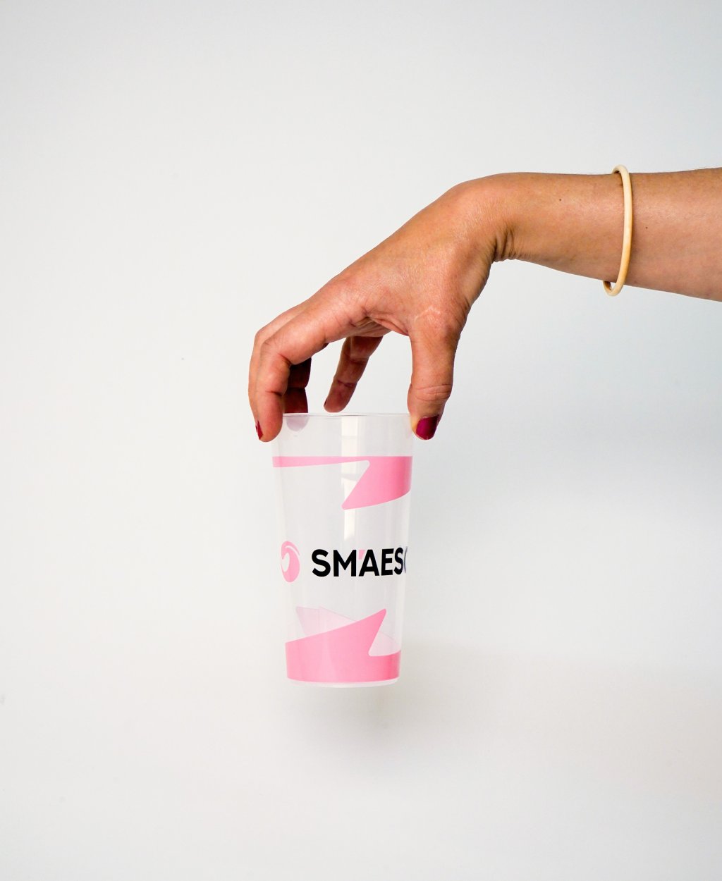 smaesch-merchandise-becher